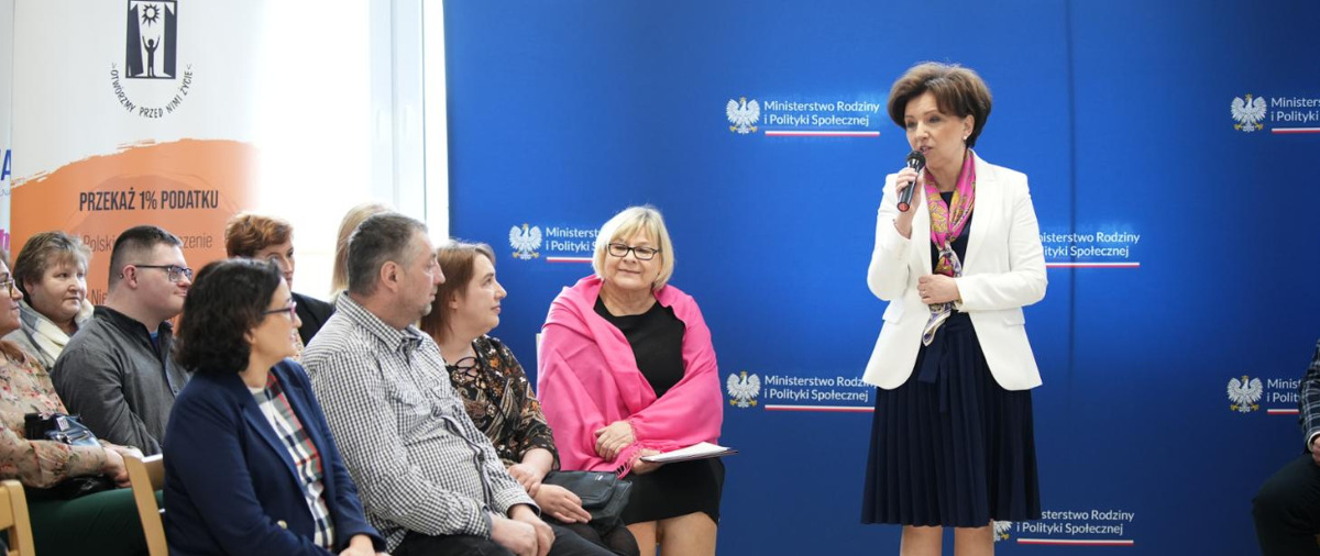 Minister Maląg na konferencji w Biskupcu