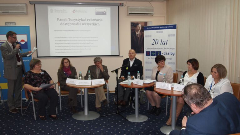 Uczestnicy pierwszego panelu eksperckiego